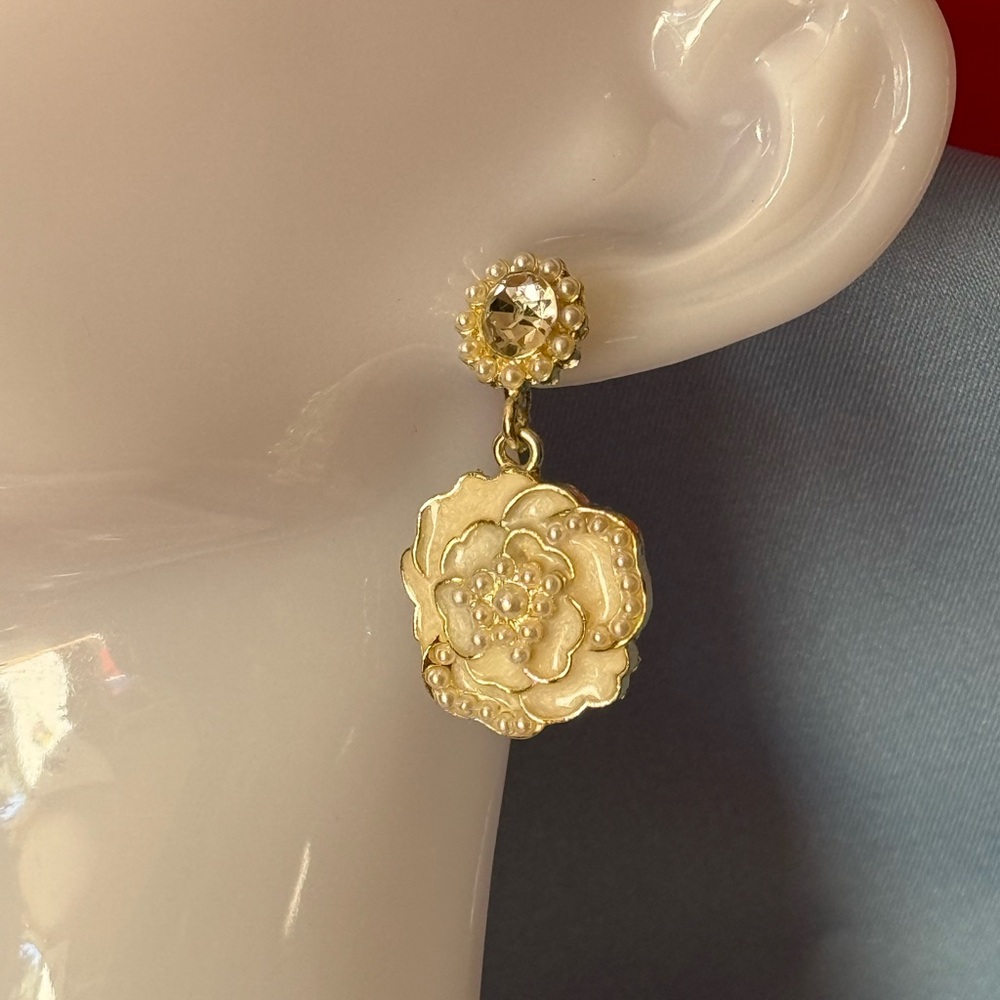 Gold Earrings Elegant Jewelry